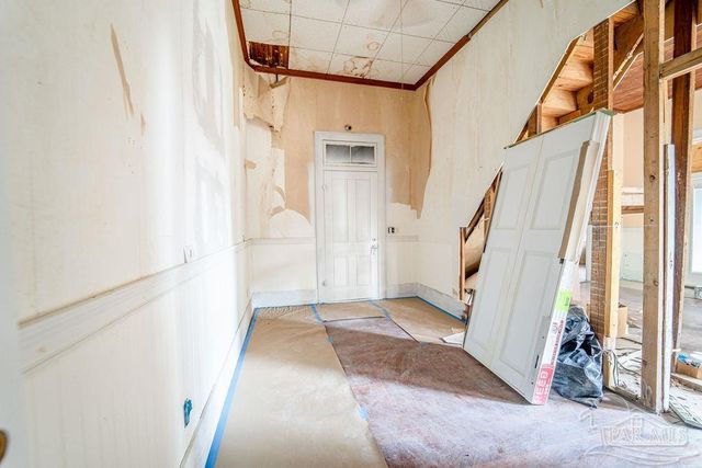 400 W Gregory St, Pensacola, FL 32502