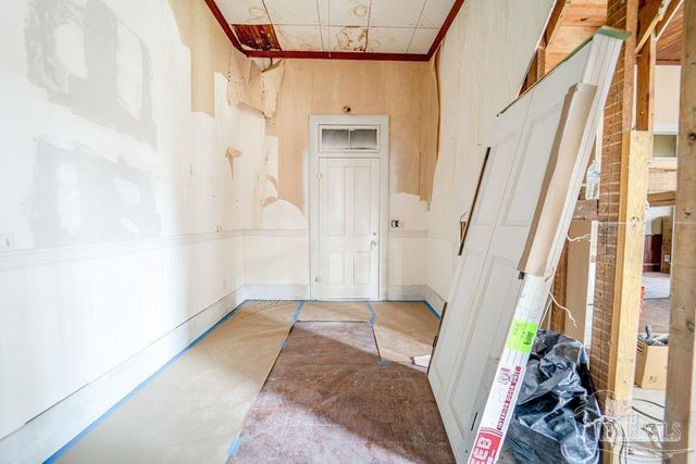 400 W Gregory St, Pensacola, FL 32502