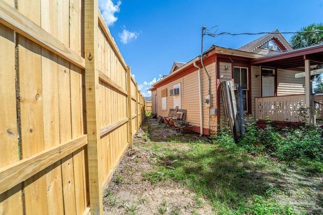 400 W Gregory St, Pensacola, FL 32502