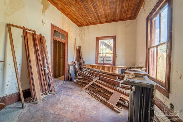 400 W Gregory St, Pensacola, FL 32502