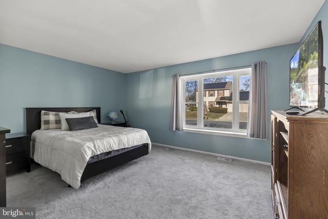 5 BELMONT CT, Sicklerville, NJ 08081