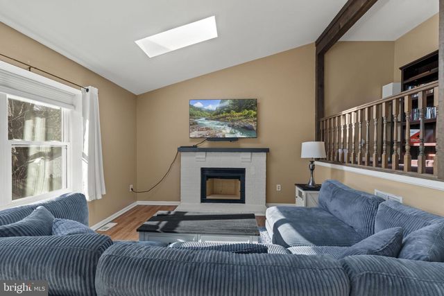 5 BELMONT CT, Sicklerville, NJ 08081