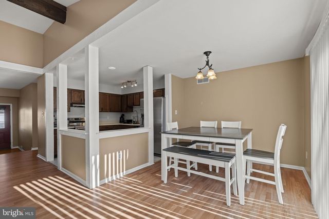 5 BELMONT CT, Sicklerville, NJ 08081