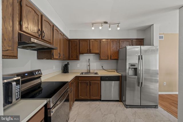 5 BELMONT CT, Sicklerville, NJ 08081