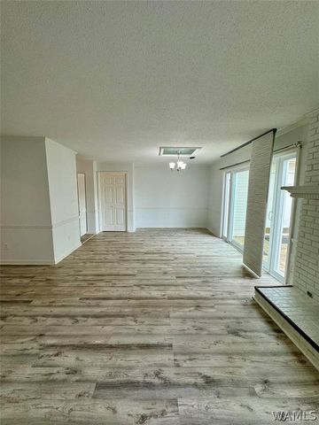 1722 St Charles, Tuscaloosa, AL 35401
