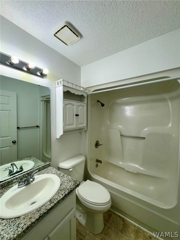 1722 St Charles, Tuscaloosa, AL 35401