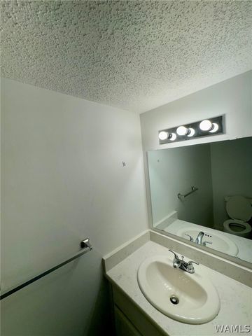 1722 St Charles, Tuscaloosa, AL 35401