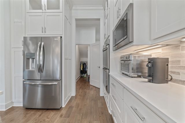 5900 SW Dryden Road, Bentonville, AR 72713