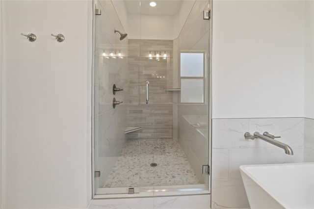 5900 SW Dryden Road, Bentonville, AR 72713