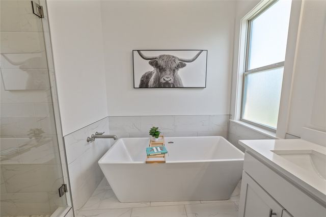 5900 SW Dryden Road, Bentonville, AR 72713