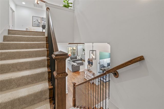 5900 SW Dryden Road, Bentonville, AR 72713