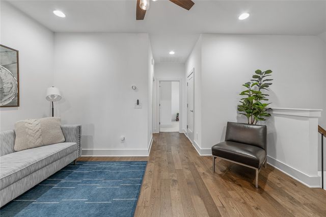 5900 SW Dryden Road, Bentonville, AR 72713