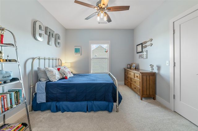 5900 SW Dryden Road, Bentonville, AR 72713