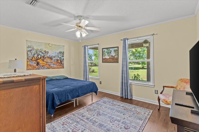 6214 Cottonwood Rd, Dothan, AL 36301