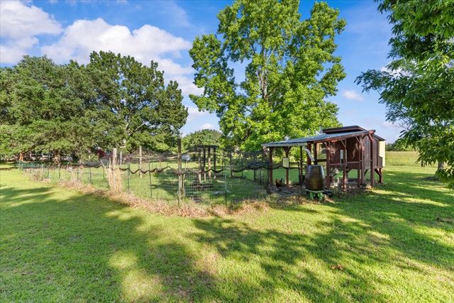 6214 Cottonwood Rd, Dothan, AL 36301