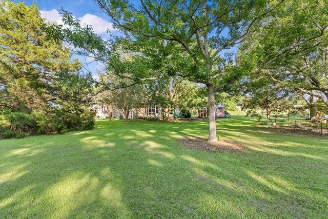 6214 Cottonwood Rd, Dothan, AL 36301