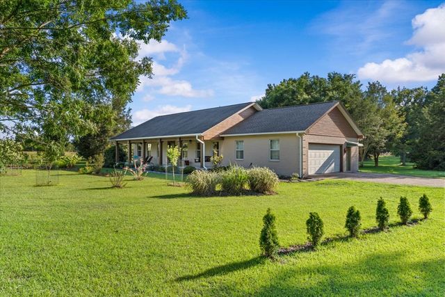 6214 Cottonwood Rd, Dothan, AL 36301