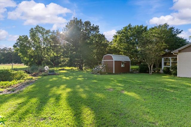 6214 Cottonwood Rd, Dothan, AL 36301