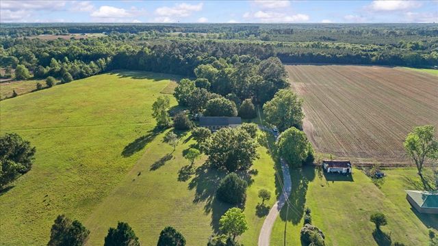 6214 Cottonwood Rd, Dothan, AL 36301