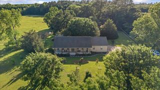6214 Cottonwood Rd, Dothan, AL 36301