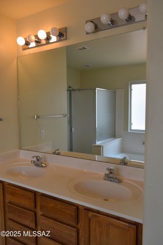 5785 E Bellow Lane, Tucson, AZ 85712
