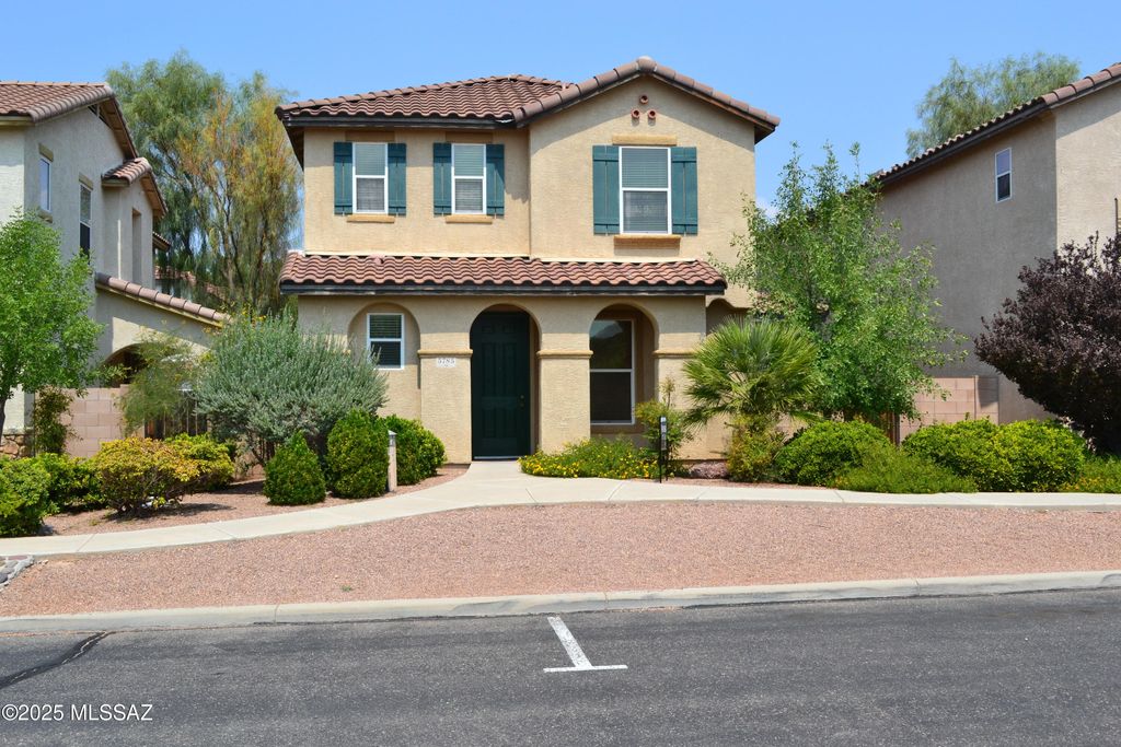 5785 E Bellow Lane, Tucson, AZ 85712
