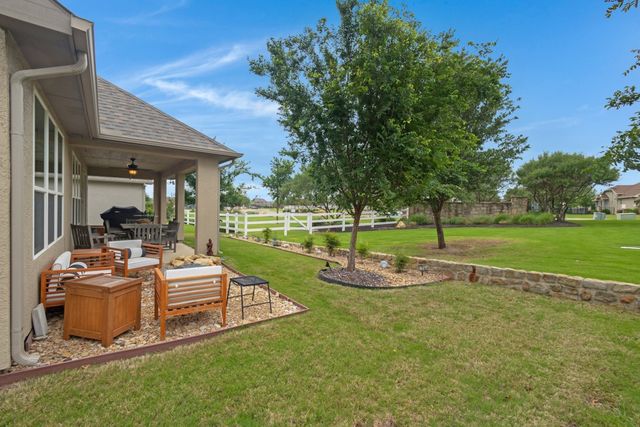 9812 Stonefield Way, Denton, TX 76207