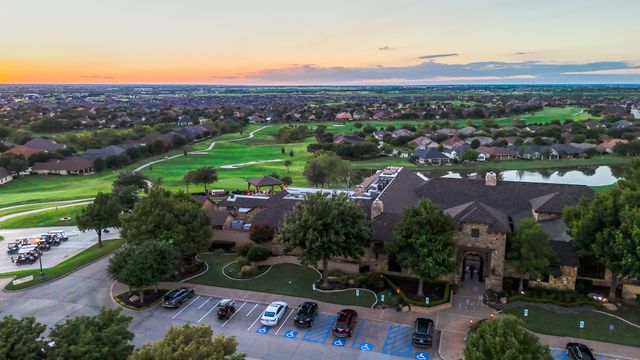 9812 Stonefield Way, Denton, TX 76207