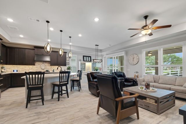 9812 Stonefield Way, Denton, TX 76207