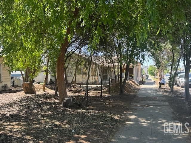 619 L Street, Bakersfield, CA 93304
