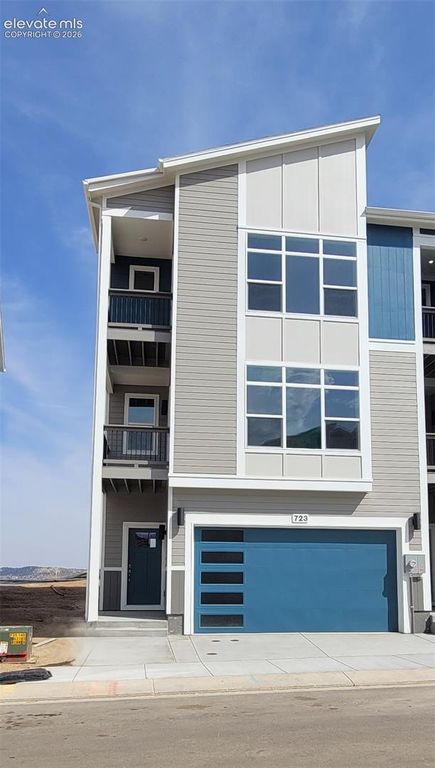 723 Belleza View, Colorado Springs, CO 80907 — photo 2