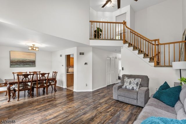 160 Aster Ct, Readington Twp., NJ 08889