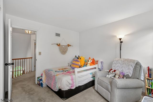 160 Aster Ct, Readington Twp., NJ 08889