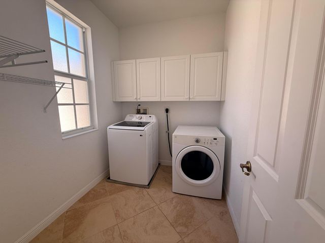 8309 NW 8th Way, Boca Raton, FL 33487