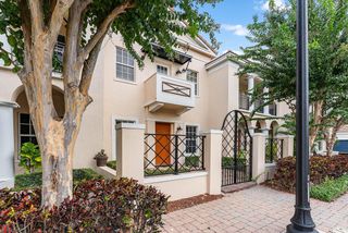 8309 NW 8th Way, Boca Raton, FL 33487