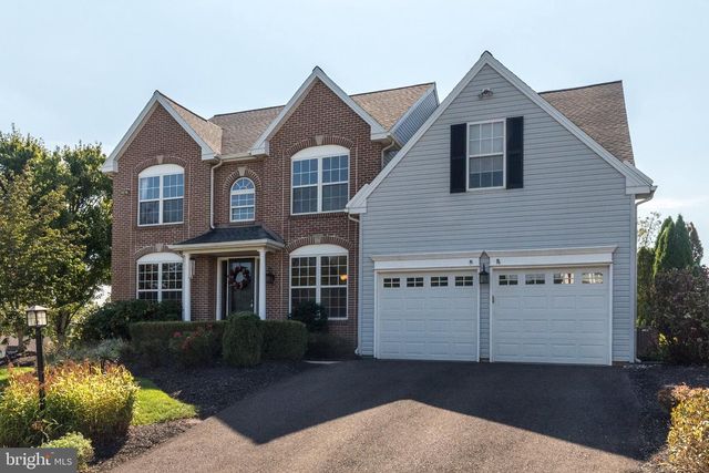 21 CASSANDRA DR, Perkasie, PA 18944