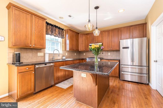 21 CASSANDRA DR, Perkasie, PA 18944