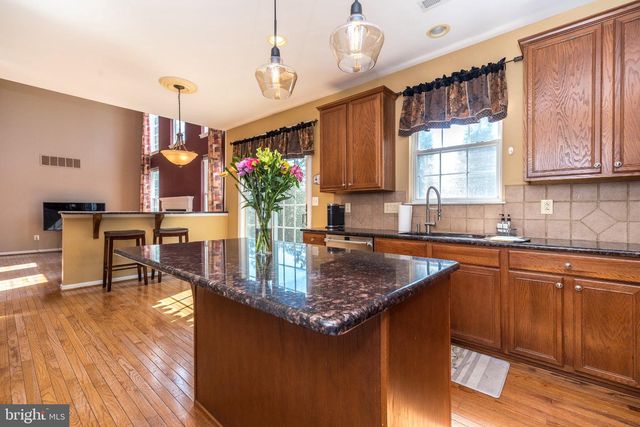 21 CASSANDRA DR, Perkasie, PA 18944