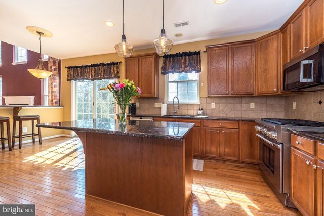 21 CASSANDRA DR, Perkasie, PA 18944