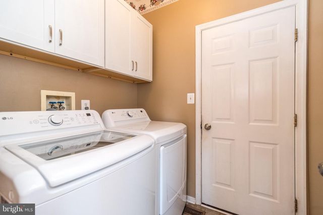 21 CASSANDRA DR, Perkasie, PA 18944