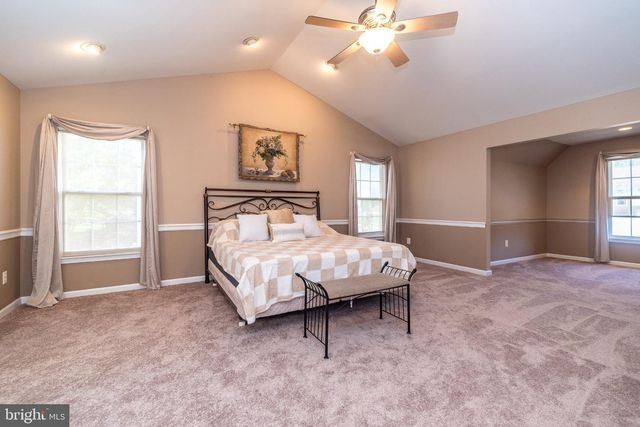 21 CASSANDRA DR, Perkasie, PA 18944