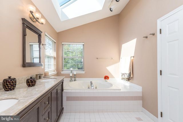21 CASSANDRA DR, Perkasie, PA 18944