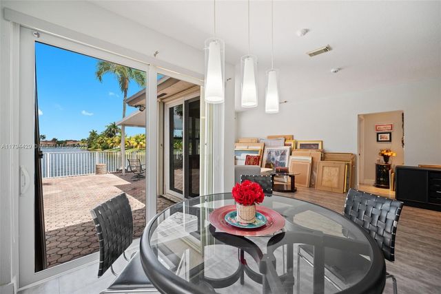 7045 SW 161 PL, Miami, FL 33193