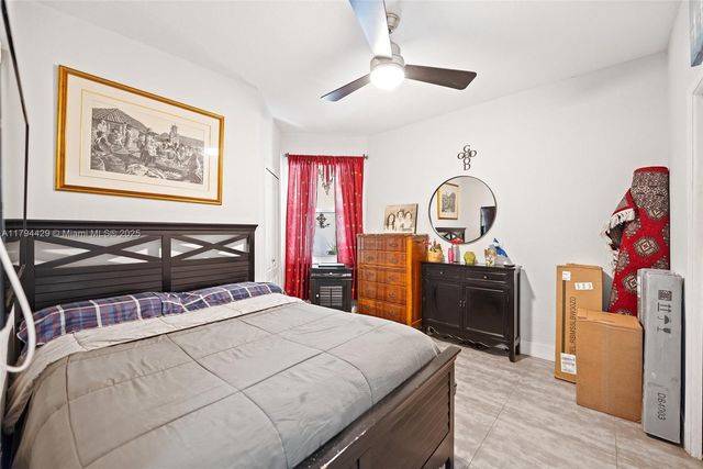 7045 SW 161 PL, Miami, FL 33193