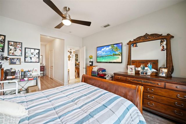 7045 SW 161 PL, Miami, FL 33193