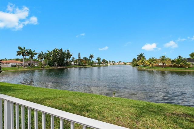 7045 SW 161 PL, Miami, FL 33193