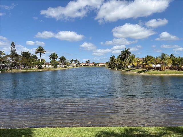 7045 SW 161 PL, Miami, FL 33193
