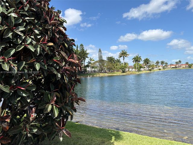 7045 SW 161 PL, Miami, FL 33193
