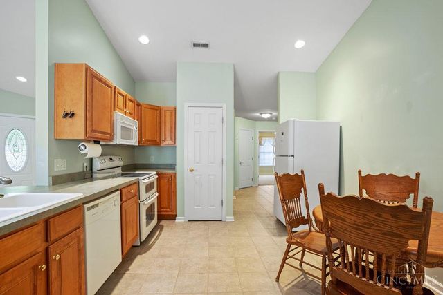 700 Villa Court, Trenton, OH 45067