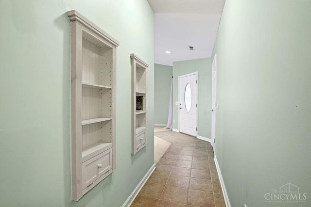 700 Villa Court, Trenton, OH 45067